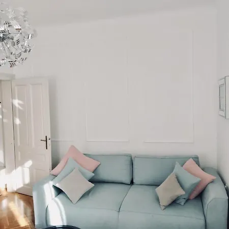 Rose Apartman